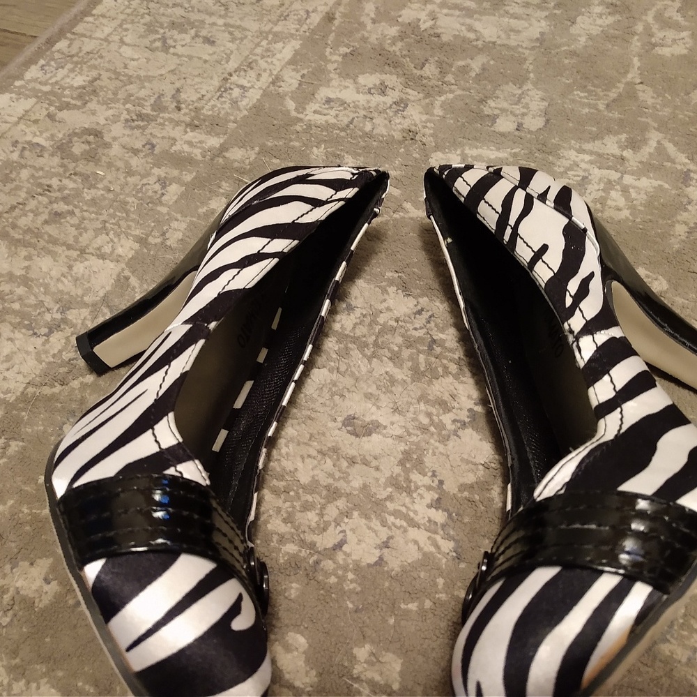 High heels - Picture 3 of 3